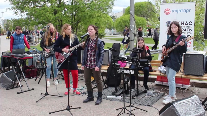 Barbieq crash (paramore cover)