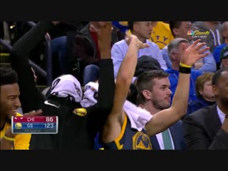 Curry and kd might recruit lopez after this celly