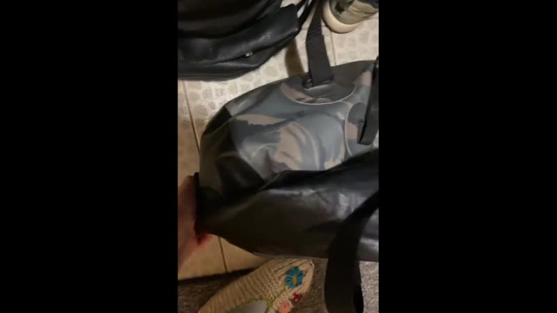 Муж пришёл с рыбалки