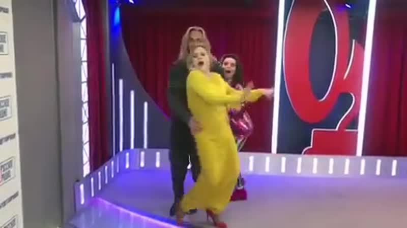 Алла довлатова, наташа королева и тарзан!