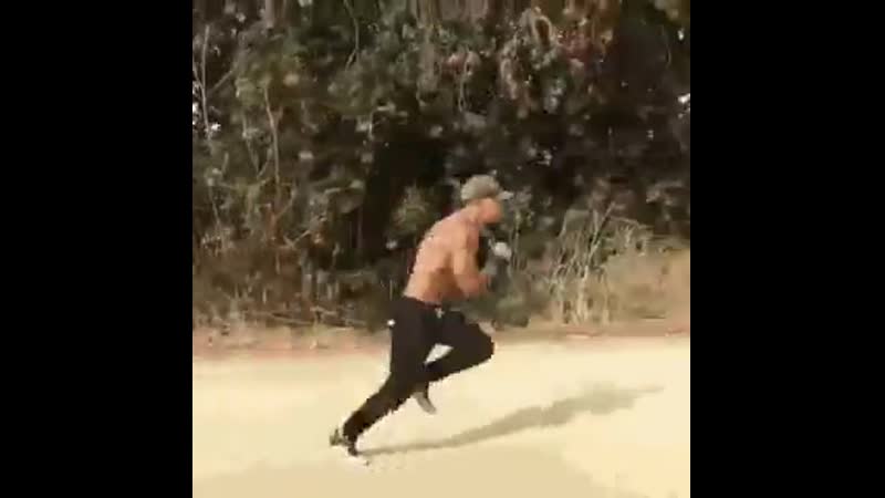 Правильная утренняя пробежка 👍