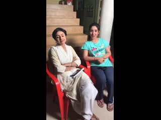 Paridhi sharma and ashnoor kaur live video on fb