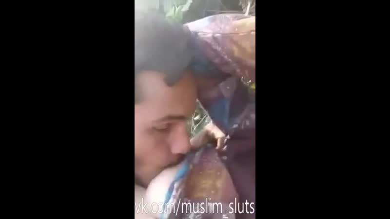 Boob Sucking In Park - Paki muslim girl getting fucked outside in park nipples sucked boobs  pressed urdu speaking audio ( pakistani desi indian arab ) watch online