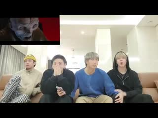 Tae's reaction was already great, but this makes it 100x better