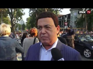 Иосиф кобзон блиц интервью на "новой волне" (mix tv)
