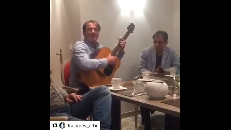 Арби цураев альпинистка (сл /муз владимир высоцкий) / музей шансона