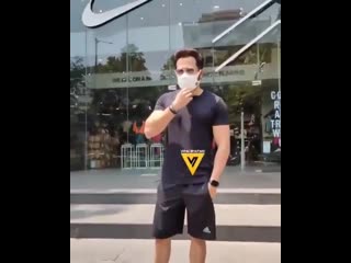 Эмран хашми с женой