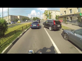 Неуловимая девчонка на мотоцикле против мусора elusive girl on a motorcycle against debris youtube