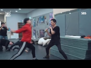 Экшн сцена making greasy melo