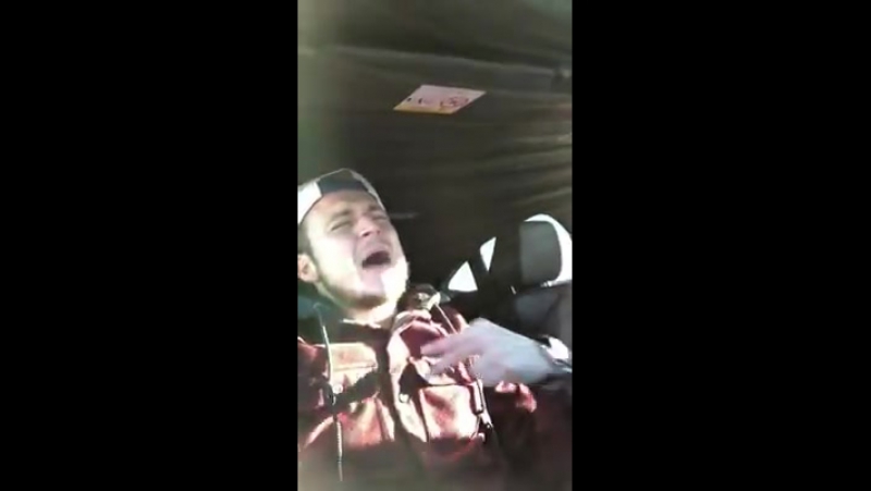 Зозуля спел песню группы 5’nizza для украинских волонтеров