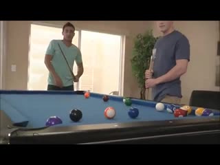 Молодые геи член жестко сосет gay porn