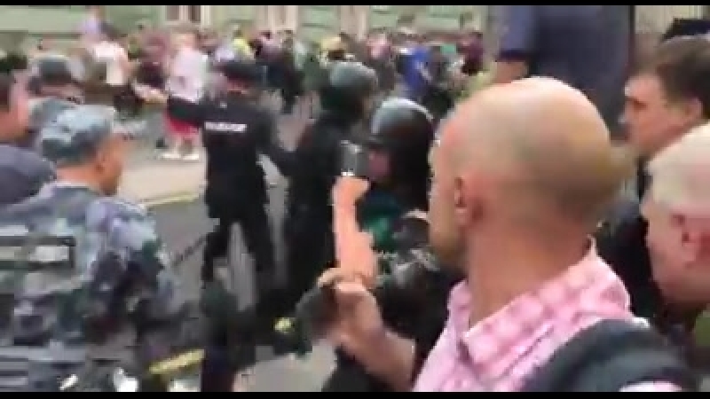 9 сентября 2018г выборы произошли столкновения в москве с протестующими против пенсионного повышения возраста