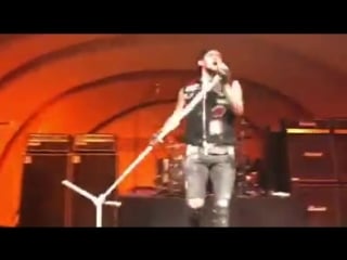 Quiet riot cum on feel the noize (james durbin's live debut)