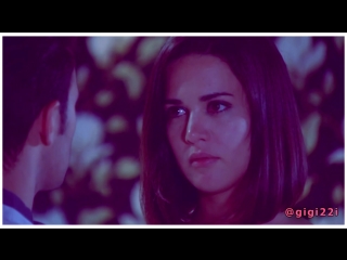 Trayectoria monica spear novelas