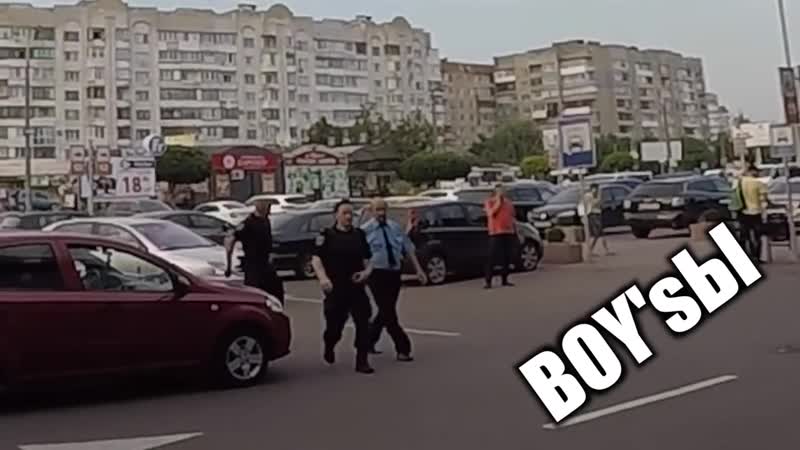 [mishanya ogorodnik] устроил гонки в торговом центре