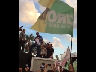 Ciro gomes chamou o candidato @jairbolsonaro de nazista filho da puta