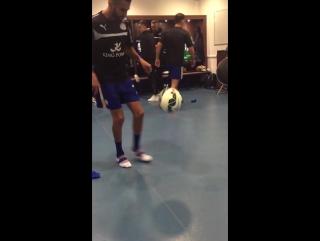 Riyad mahrez preparing for the match