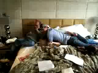 Энрике "сходит с ума" в отеле лондона / enrique's ''going crazy'' at the hotel in london