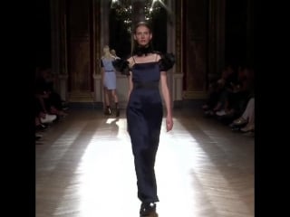 Helga hitko #2a models for yde spring summer 2017 full fashion show, paris