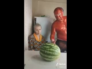 Муж тик токер