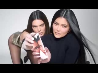Новый трек travis scott в рекламе кайли и кендалл