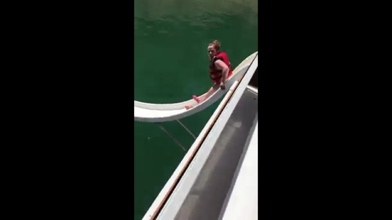 А кто то с горочки скатился