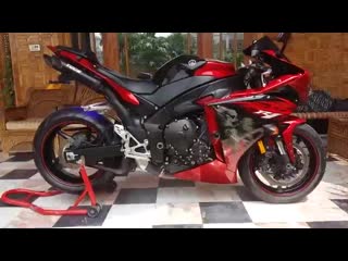 2011 yamaha yzf r1 candy red skull graphics