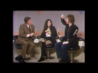 John lennon and yoko ono at "mike douglas show" (1972)