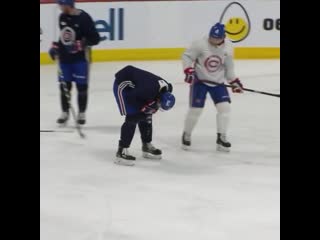 Alexander romanov took a jonathan drouin puck to the face and had to leave practice 😣