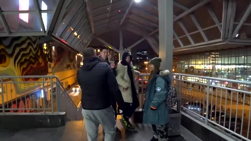 Лев против агрессивные нарушители у тц атриум от 4 12 2019