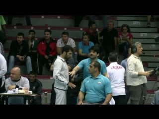 Maksim manukyan (arm) vs habibollah akhlaghi (iri)