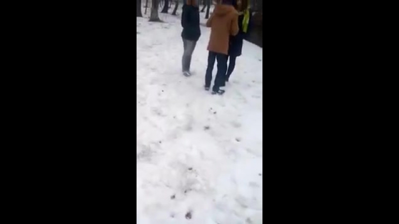 Избиение школьницы в москве школы россии гузовская виктория щемит лохов