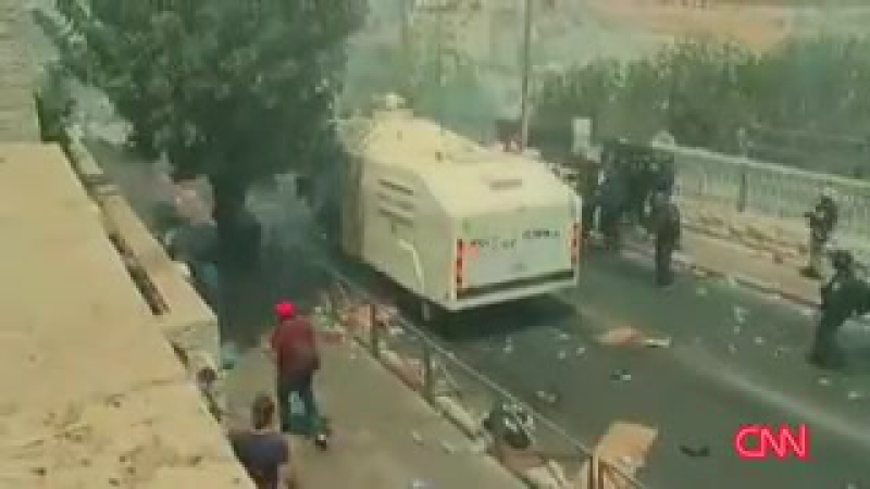 Столкновение израильской полиции и протестующих в иерусалиме #1