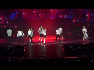 [fancam] 150817 exoluxion in hong kong love me right