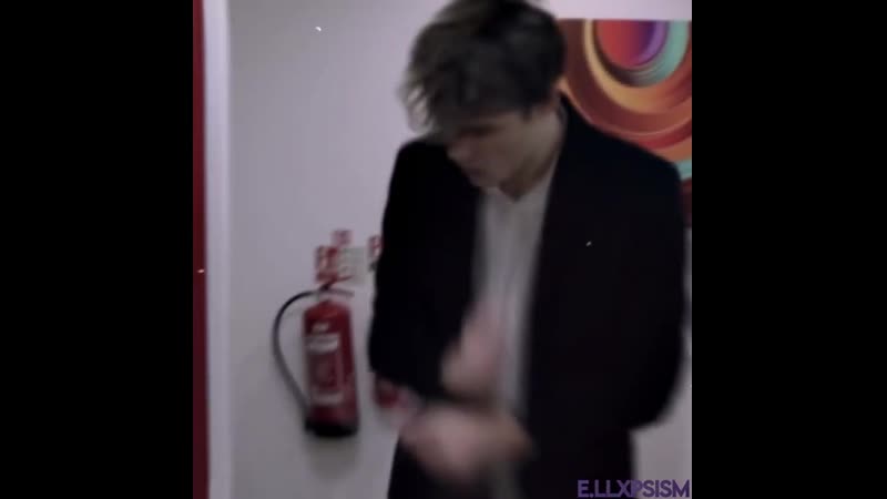 ↬ mcyt; wilbur soot