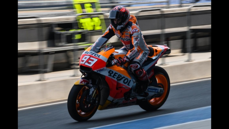 Motogp 2018 repsol honda at thaitest action! marc márquez and dani pedrosa in buriram