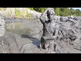 Mud clay volcano bath грязевой вулкан грязевые ванны 1