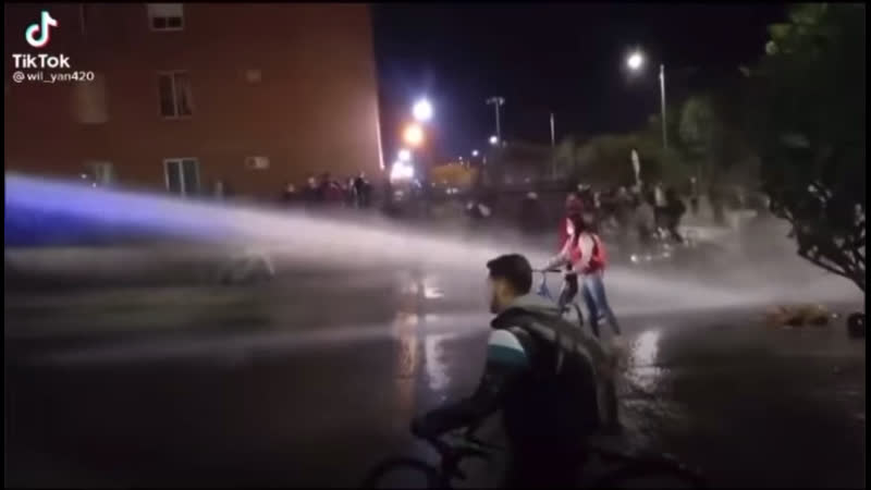 На демонстрации