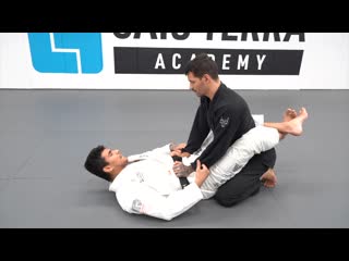 Rudson mateus hip switch sweep vs opponent trying to open the guard with the knee on the middl