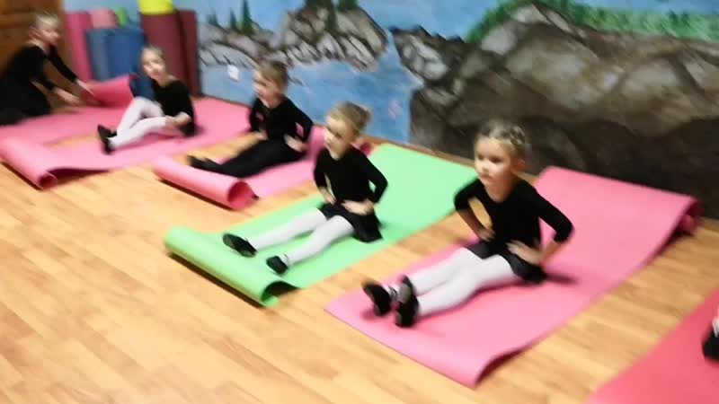 Снежки разминка