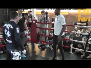 Джон джонс финт и удар локтем с разворота jon jones feint and elbow