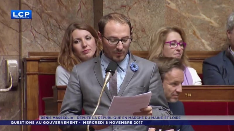 French representative congratulates team france for their owwc 4th place in the assemblée nationale