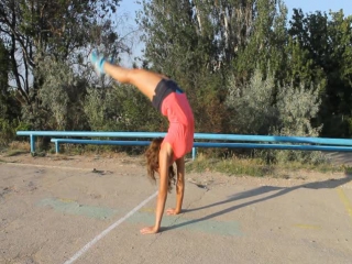 Girls street workout) cut