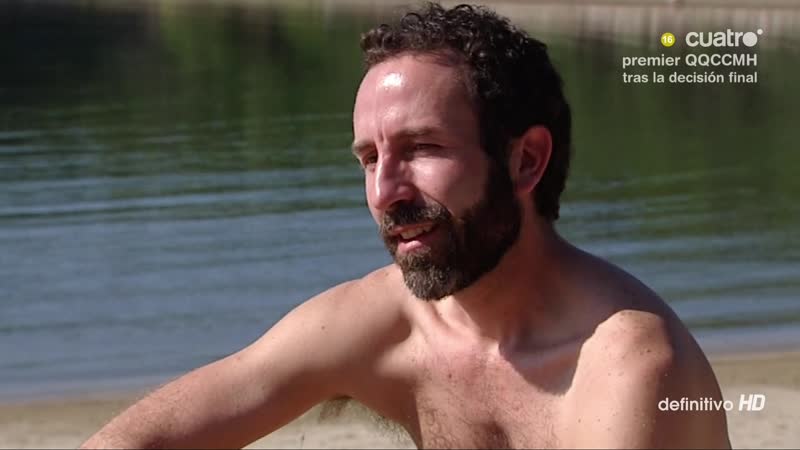 Ricardo going full frontal in adán y eva, episode (3)