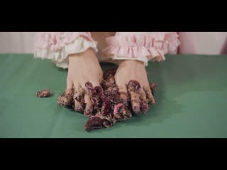 Melani martinez pity party cosplay