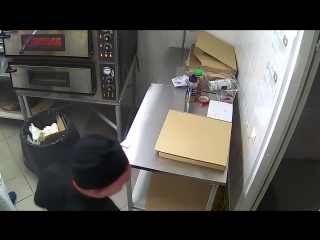 Почему тебе так долго везут пиццу (огого видео)