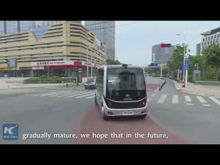 5g self driving smart buses have started trial operations on the public road in zhengzhou, china
