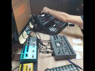 Finishing our collaboration with acids and polyrhythmic sequences and also with senegalian voice! soon on our soundcloud ) #dd