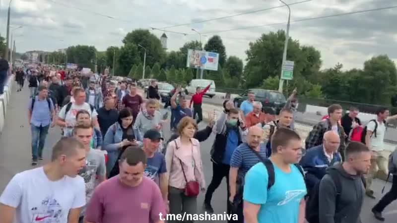 Рабочыя мтз ідуць на плошчу незалежнасці