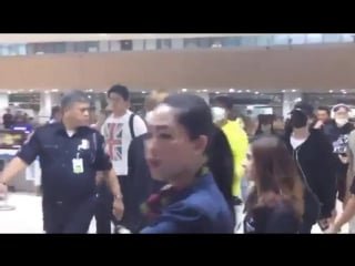 170508 bts at manila airport heading back to korea [fancam photo]